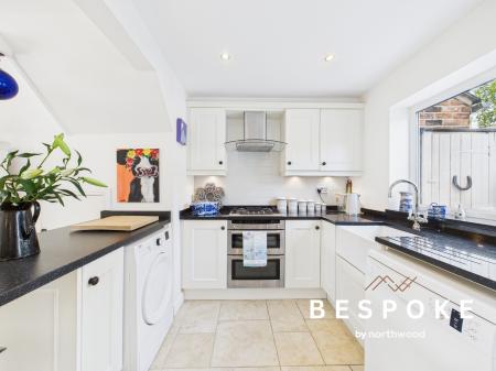 3 bedroom Cottage for sale in Hollands Place, Macclesfield, SK11