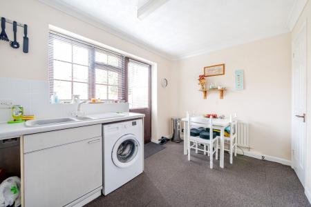 2 bedroom Terraced House for sale in Cooper Way, Cippenham, Slough, SL1