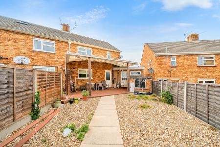 4 bedroom Semi-detached house for sale in Queensway, Maidenhead, SL6