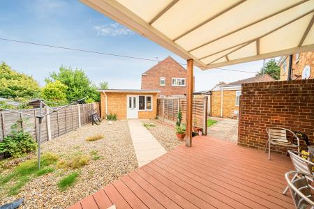 4 bedroom Semi-detached house for sale in Queensway, Maidenhead, SL6