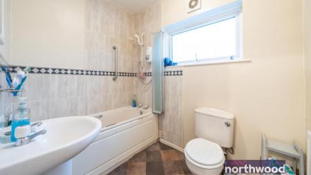 2 bedroom Bungalow for sale in Smithfield Road, Maidenhead, SL6