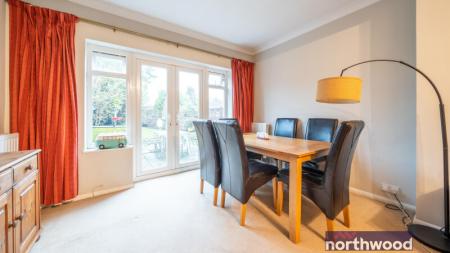 2 bedroom Bungalow for sale in Smithfield Road, Maidenhead, SL6