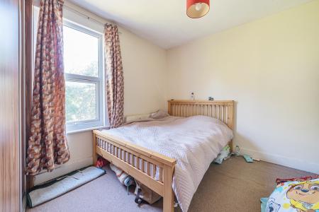 3 bedroom End of terrace house for sale in Windmill Road, Slough, SL1
