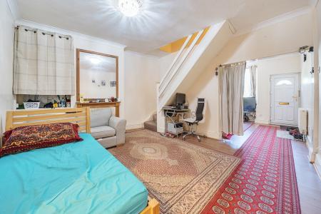 3 bedroom End of terrace house for sale in Windmill Road, Slough, SL1