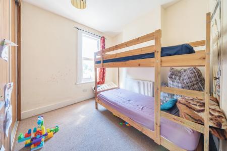 3 bedroom End of terrace house for sale in Windmill Road, Slough, SL1