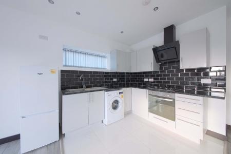 1 bedroom Flat to let in 2 Harrow Lane, Maidenhead, SL6