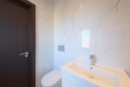 1 bedroom Flat to let in 2 Harrow Lane, Maidenhead, SL6