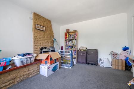 4 bedroom Detached house to let in Brookdene Close, Maidenhead, SL6