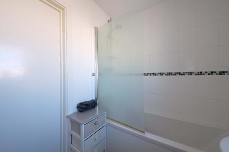 2 bedroom Flat to let in Havergate Way, Reading, RG2