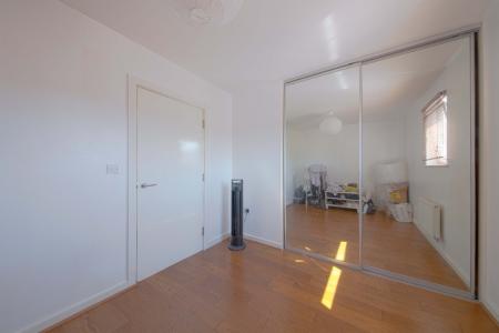 2 bedroom Flat to let in Havergate Way, Reading, RG2