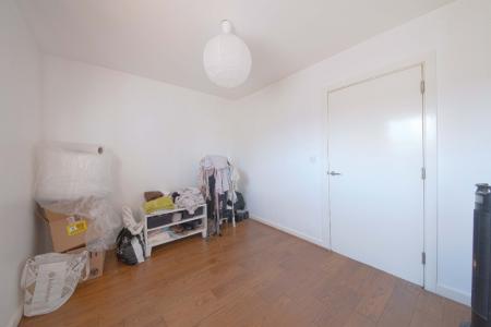 2 bedroom Flat to let in Havergate Way, Reading, RG2
