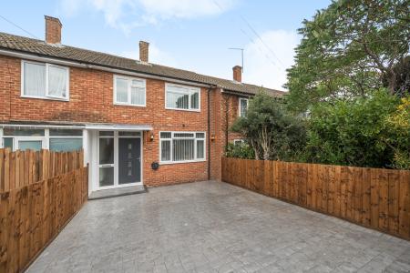 Lydsey Close, Slough, SL2