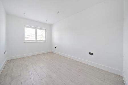 1 bedroom House share to let in Courthouse Road, Maidenhead, SL6