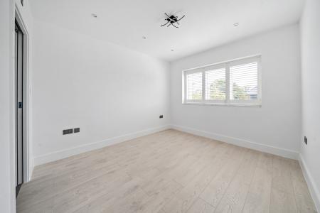 1 bedroom Detached house to let in Courthouse Road, Maidenhead, SL6