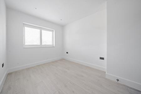 1 bedroom Detached house to let in Courthouse Road, Maidenhead, SL6