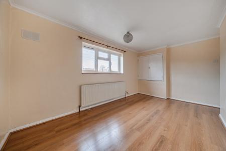 3 bedroom Terraced House to let in Quinbrookes, Slough, SL2