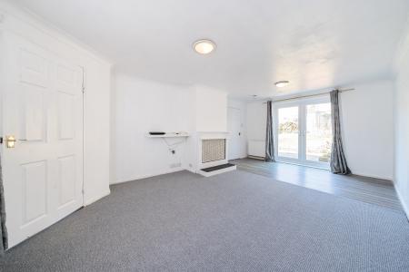 3 bedroom Semi-detached house to let in Wellhouse Road, Maidenhead, SL6