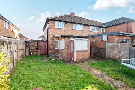 3 bedroom Semi-detached house for sale in York Avenue, Slough, SL1