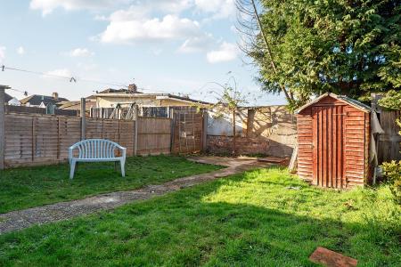 3 bedroom Semi-detached house for sale in York Avenue, Slough, SL1