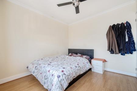 3 bedroom Semi-detached house for sale in York Avenue, Slough, SL1