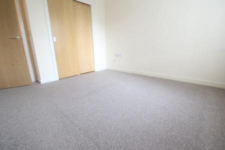 Bath Road, Slough, SL1