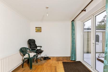 4 bedroom Detached house to let in Havelock Road, Maidenhead, SL6