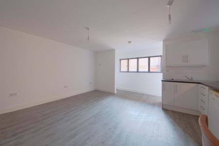 1 bedroom Flat to let in Nicholsons Lane, Maidenhead, SL6