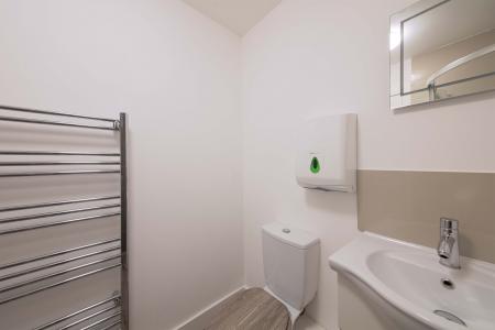 1 bedroom Flat to let in Nicholsons Lane, Maidenhead, SL6