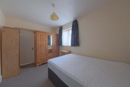 1 bedroom Flat to let in Eastfield Road, Maidenhead, SL1