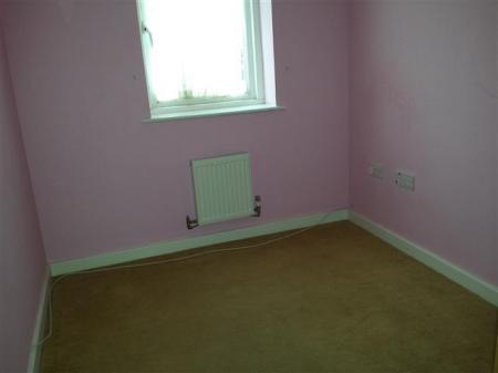 2 bedroom Flat to let in Addenbrookes Road, Newport Pagnell, Milton Keynes, MK16