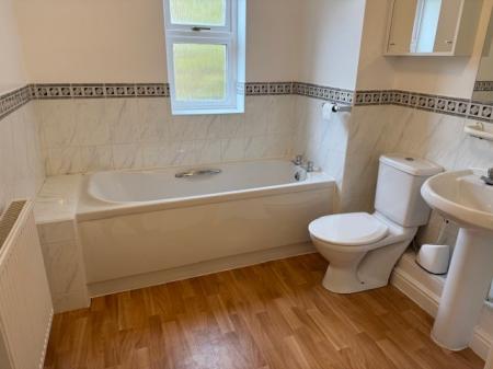 2 bedroom Flat to let in Castle Acre, Monkston, Milton Keynes, MK10