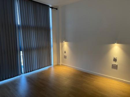 1 bedroom Flat to let in Silbury Boulevard, Central Milton Keynes, Milton Keynes, MK9