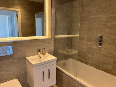 1 bedroom Flat to let in Silbury Boulevard, Central Milton Keynes, Milton Keynes, MK9