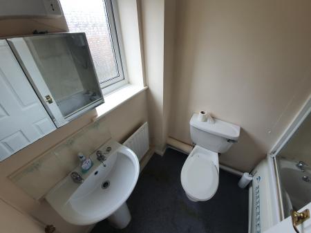 1 bedroom Flat to let in Charlock Court, Newport Pagnell, Milton Keynes, MK16