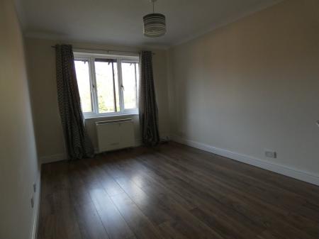 2 bedroom Flat to let in Troutbeck, Peartree Bridge, Milton Keynes, MK6