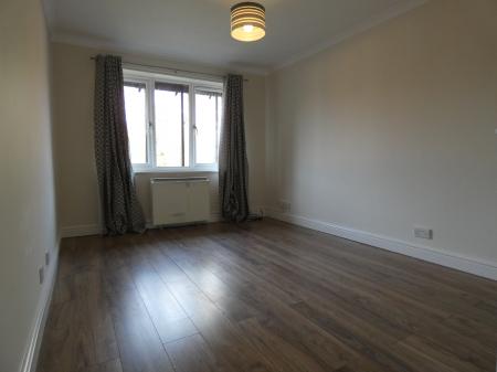 2 bedroom Flat to let in Troutbeck, Peartree Bridge, Milton Keynes, MK6