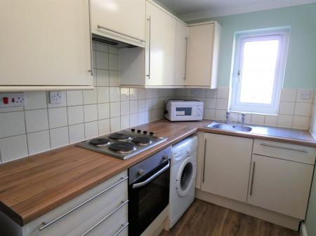 2 bedroom Flat to let in Troutbeck, Peartree Bridge, Milton Keynes, MK6