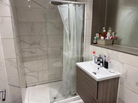 2 bedroom Flat to let in Silbury Boulevard, Milton Keynes, MK9