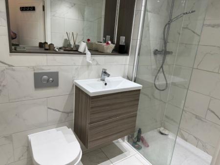 2 bedroom Flat to let in Silbury Boulevard, Milton Keynes, MK9