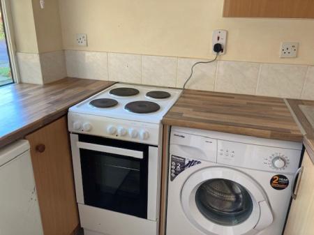 1 bedroom Flat to let in Brookside Close, Old Stratford, Milton Keynes, MK19