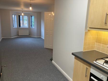 2 bedroom Flat to let in Pump Place, Old Stratford, Milton Keynes, MK19