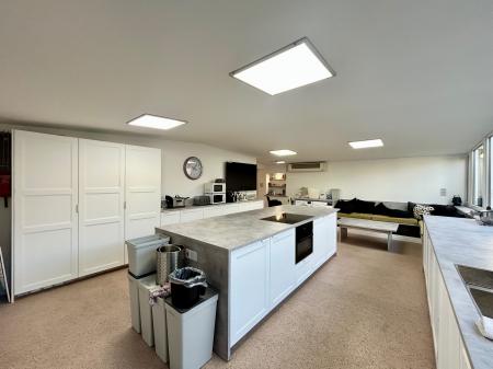 1 bedroom Flat to let in Thorntree Drive, Denton, Newcastle upon Tyne, NE15