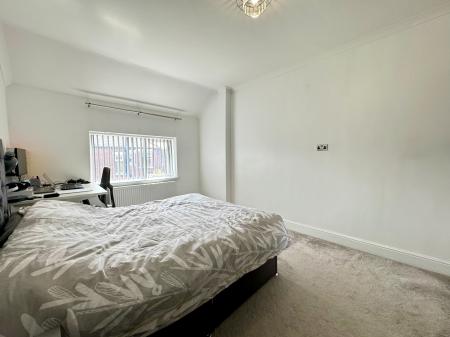 5 bedroom Semi-detached house for sale in Earls Drive, Newcastle upon Tyne, NE15