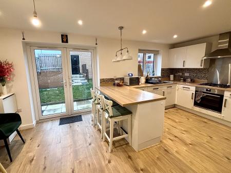 4 bedroom Town house for sale in Bowman Drive, Wallsend, Wallsend, NE28