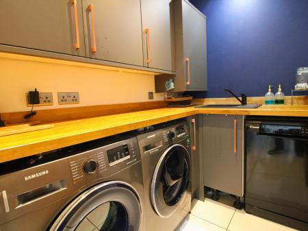 4 bedroom Semi-detached house for sale in Carnoustie Close, Benton, Newcastle upon Tyne, NE7