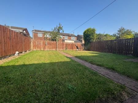 2 bedroom Semi-detached bungalow for sale in Goodwood Close, Newcastle upon Tyne, NE5