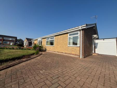 2 bedroom Semi-detached bungalow for sale in Goodwood Close, Newcastle upon Tyne, NE5