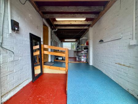 2 bedroom Semi-detached bungalow for sale in Goodwood Close, Newcastle upon Tyne, NE5