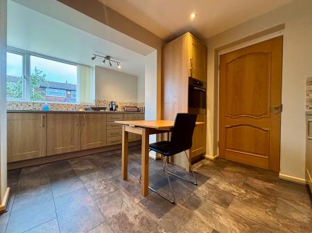 2 bedroom Semi-detached bungalow for sale in Goodwood Close, Newcastle upon Tyne, NE5