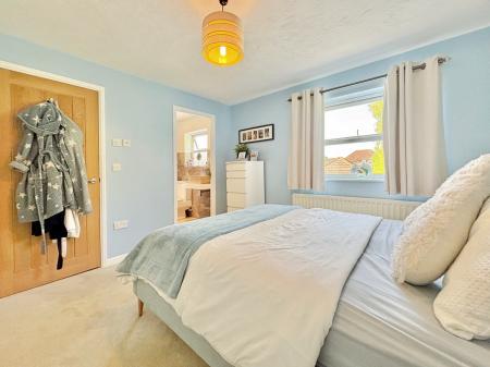 4 bedroom Detached house for sale in Greenlee Drive, Newcastle upon Tyne, NE7